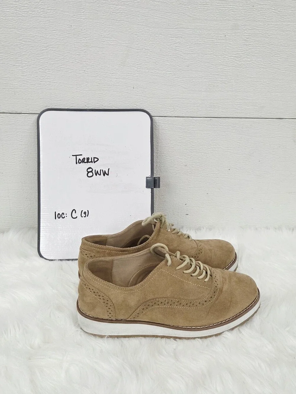 Torrid 8 extra wide fabric Suede Wingtip Oxford Shoes in Tan